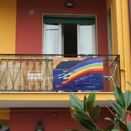 Arcobaleno ゲストハウス モンテロッソ・アル・マーレ